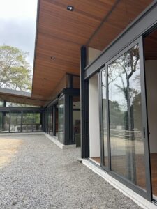 Esquadria de Alumínio 110