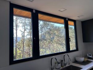 Esquadria de Alumínio 56