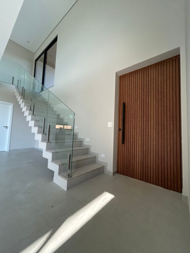 Esquadria de PVC 34 - TRipado